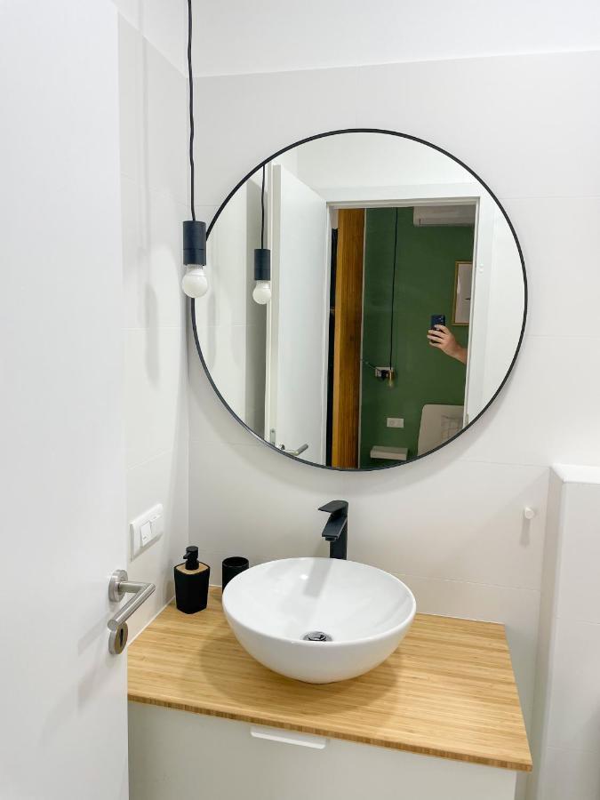 Modern Studio Overlooking Downtown Makarska Buitenkant foto