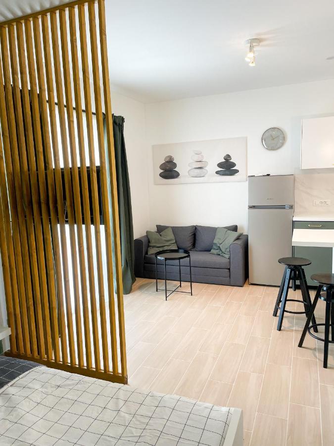 Modern Studio Overlooking Downtown Makarska Buitenkant foto